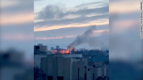 شب حريق غربي كييف فجر السبت.