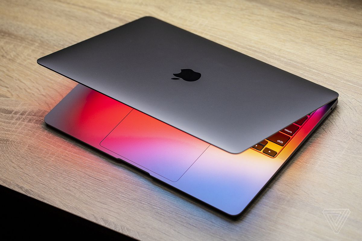 MacBook Air الجديد بشريحة M1