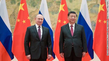 لماذا لم تضع الصين اقتصادها على المحك لإنقاذ بوتين؟