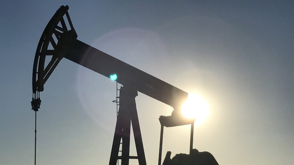ارتفاع أسعار النفط بسبب مخاوف بشأن المعروض