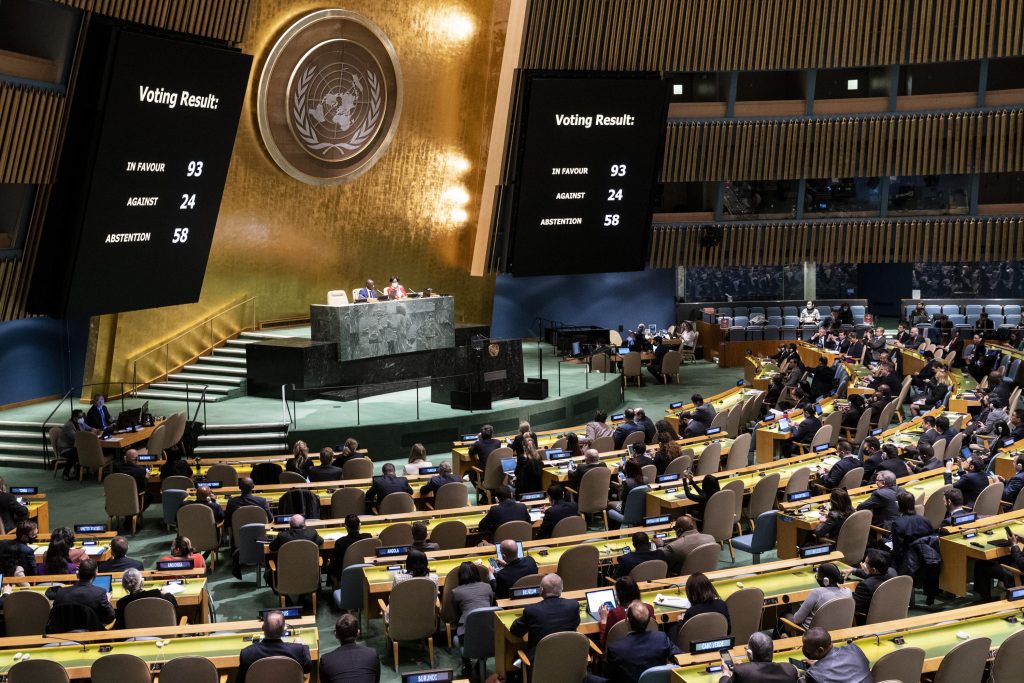 مجلس الأمم المتحدة يعلق عضوية روسيا في أعلى هيئة لحقوق الإنسان