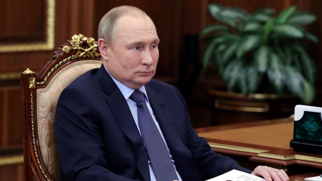يعتقد بوتين أنه لا يستطيع "تحمل خسارة" أوكرانيا - رئيس وكالة المخابرات المركزية
