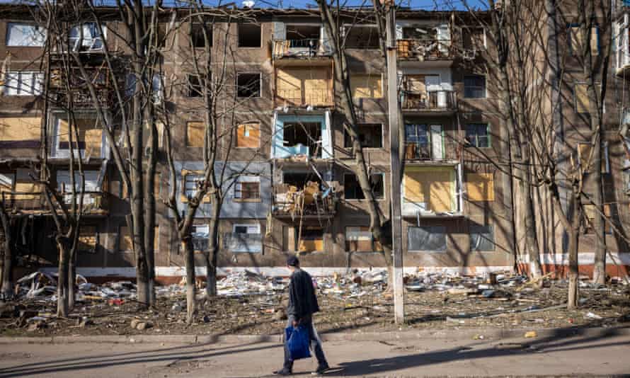 تم تدمير مبنى سكني في Sloviansk في 5 مايو