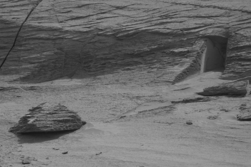 صورة "المدخل" تلهم نظريات الحياة على المريخ