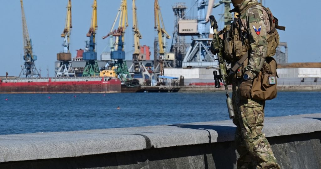 أوكرانيا تطالب تركيا باحتجاز سفينة شحن ترفع العلم الروسي |  أخبار الحرب بين روسيا وأوكرانيا