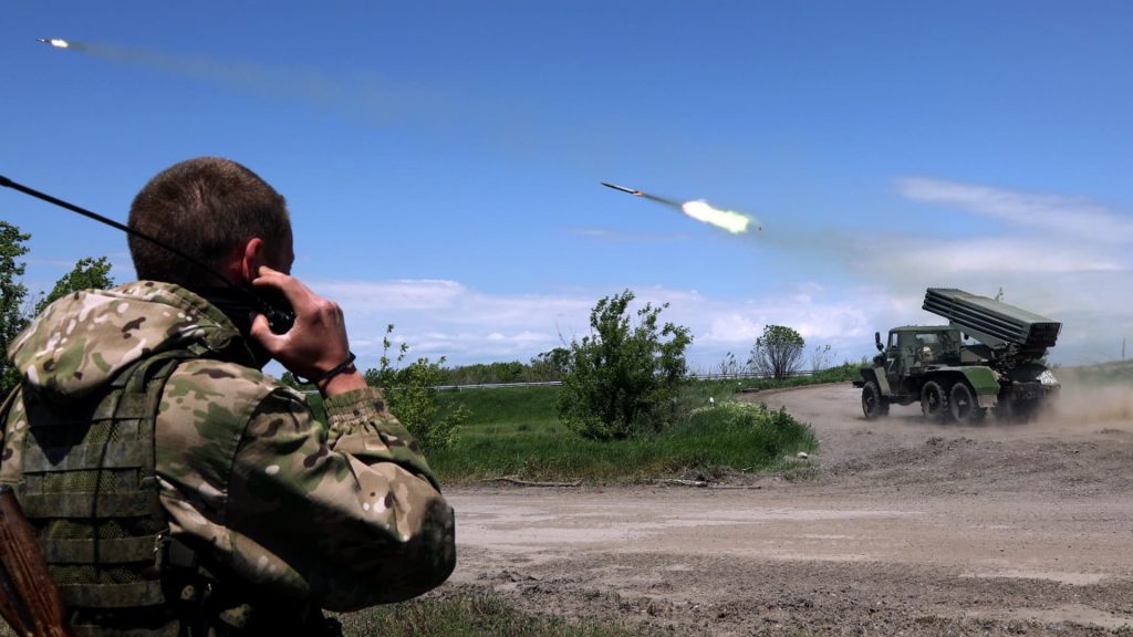 قالت المخابرات البريطانية إن روسيا تقرب المزيد من قوات الاحتياط من أوكرانيا