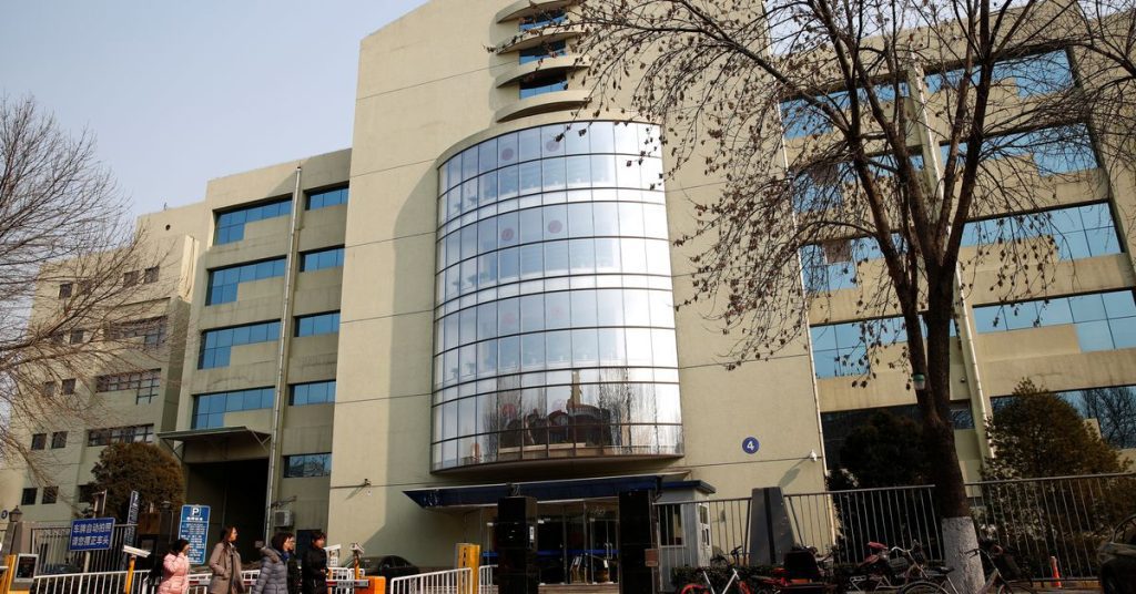 الصين تحكم على رجل الأعمال شياو جيان هوا بالسجن 13 عامًا ، وغرامات على شركته 8.1 مليار دولار