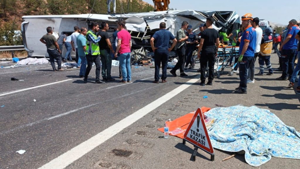 تركيا: مقتل 35 شخصًا على الأقل في حوادث منفصلة بمواقع حوادث |  أخبار
