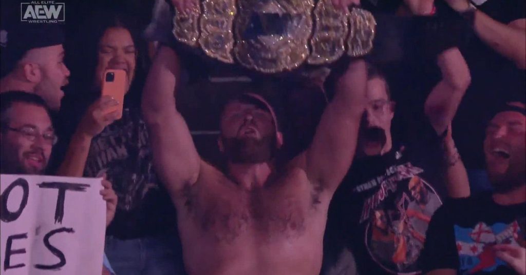جون موكسلي يهيمن على CM Punk ليوحد لقب AEW World