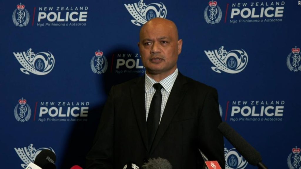 نيوزيلندا: عثرت الشرطة على رفات أطفال في حقائب اشترتها الأسرة في مزاد