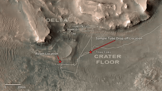 مواقع جمع عينات المسبار المريخ التابع لوكالة ناسا على الكوكب الأحمر.