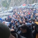 الفوضى على الحدود الروسية الجورجية مع فرار الآلاف من مسودة فلاديمير بوتين