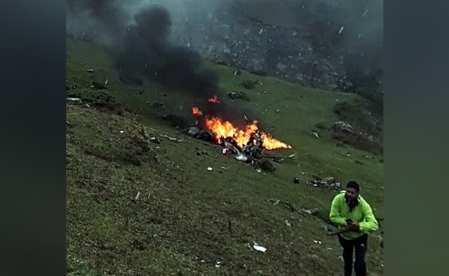 Kedarnath Chopper Crash: آخر مكالمة هاتفية للطيار مع زوجته قبل يوم من تحطم طائرة الهليكوبتر في أوتارانتشال