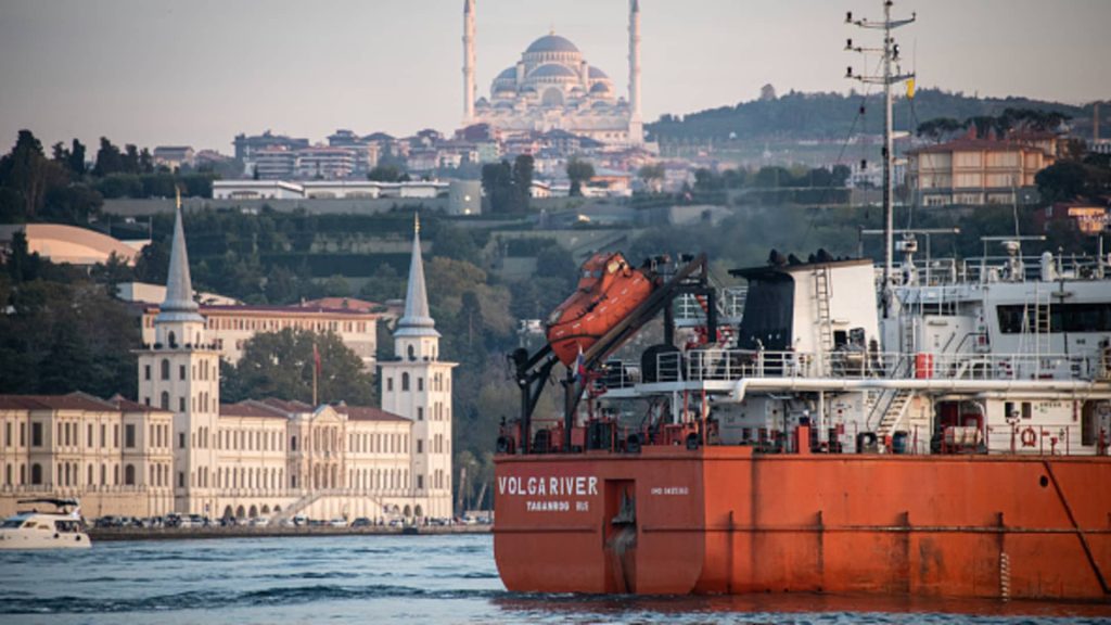 توقف تركيا النفط غير الخاضع للعقوبات الروسية ، مما يزيد مخاوف إمدادات الطاقة