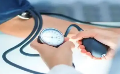 فواكه يومية قد تساعد على ضبط ضغط الدم