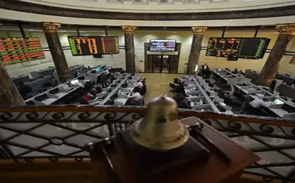 البورصة المصرية تفقد نحو 83 مليار جنيه فى ختام تعاملات الأحد