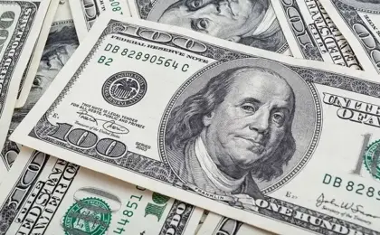 الدولار يتراجع قبيل أول اجتماع للفيدرالى الأمريكى بقيادة كيفن وورش