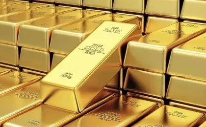 الذهب يتجه لثالث خسارة أسبوعية مع صعود الدولار وتشدد الفيدرالى الأمريكى