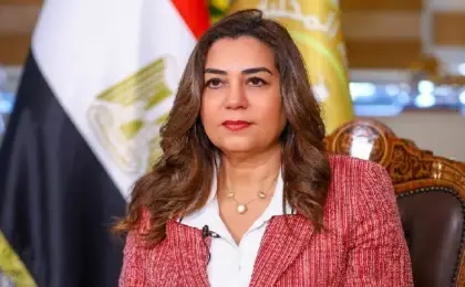 منال عوض : تعلن بدء تشغيل أحدث أجهزة رصد ملوثات الهواء والغازات الدفيئة فى 12 محطة بالقاهرة الكبرى بالتعاون مع البنك الدولى