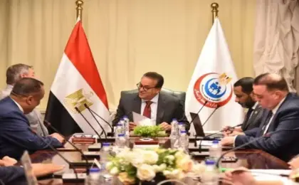 وزير الصحة يبحث نقل تكنولوجيا تصنيع كواشف وأنظمة فصائل الدم إلى مصر
