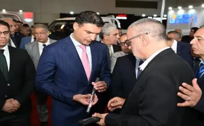 وزير الصناعة: معرض الأهرام لسيارات النقل منصة لتعميق التصنيع المحلى وزيادة صادرات المركبات التجارية