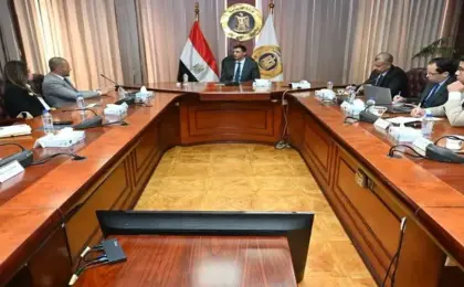 وزير الصناعة يبحث مع شركة “بل مصر” مشروعاتها الحالية وخططها المستقبلية لتعميق التصنيع المحلى