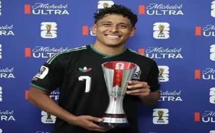 صاحب هدف التأهل.. “لويس رومو” أفضل لاعب في لقاء المكسيك وكوريا الجنوبية