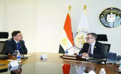 وزير التخطيط يبحث مع “موانئ دبى العالمية” آفاق التعاون ومستقبل الشراكة اللوجيستية