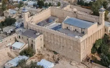 مدير الحرم الإبراهيمى: الاحتلال الإسرائيلى يُغير معالم “الصحن المكشوف”