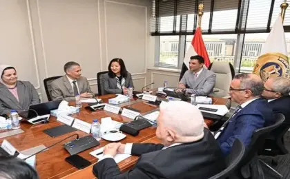 وزير الصناعة يبحث مع الممثلة المقيمة لبرنامج الأمم المتحدة الإنمائى فى مصر تنفيذ مبادرة (SETI)