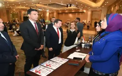 وزير الصناعة يفتتح الدورة الثالثة من معرض بعثة المشترين (EPS) ويتفقد أجنحة الشركات المشاركة بالمعرض